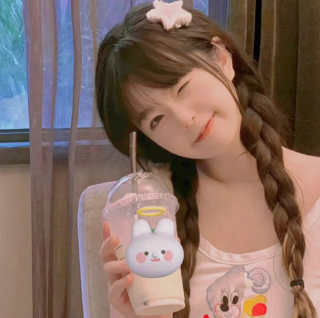 神奇的花朵 海报